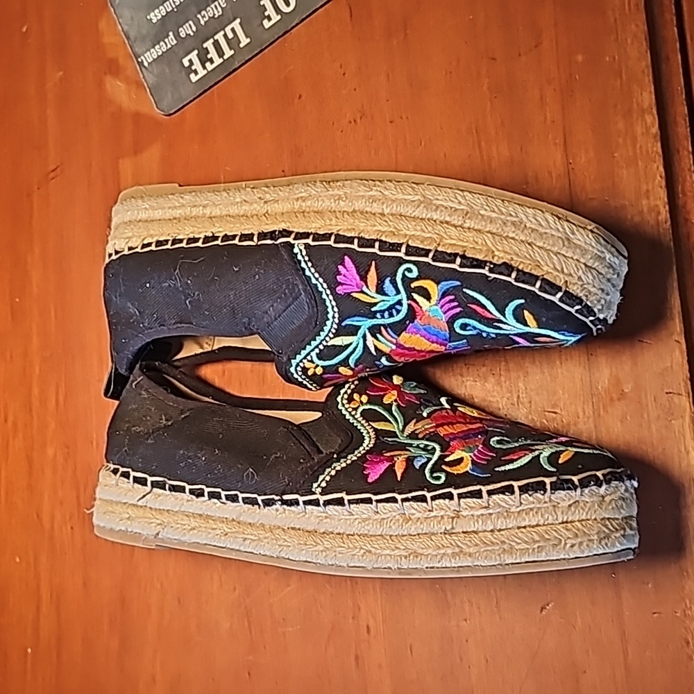 Sam Edelman embroidered fishy espardrilles 10B - Picture 6 of 6
